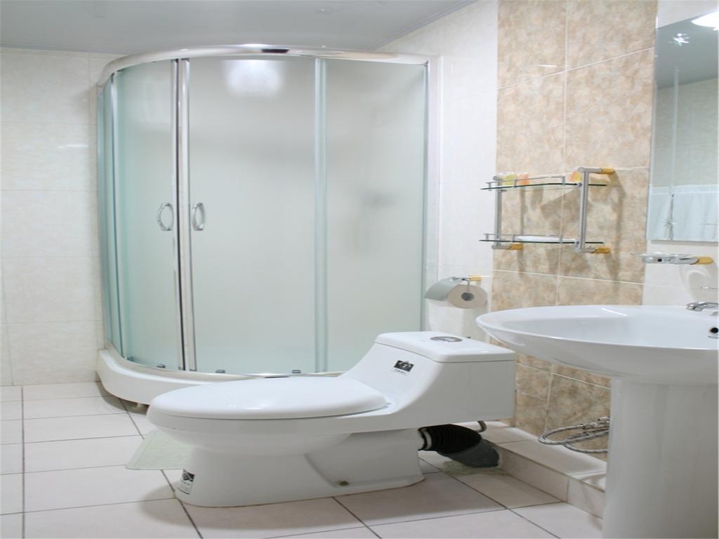 Kaiser Hotel Ulaanbaatar Bagian luar foto